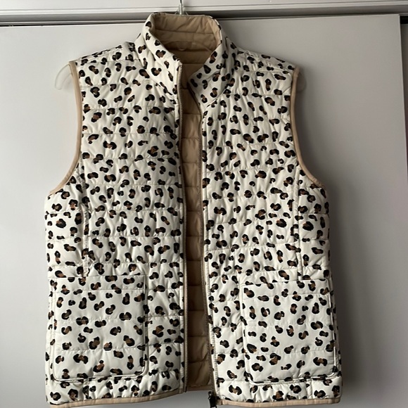 Brooks Brothers Jackets & Blazers - Brooks Brothers Reversible Puffer Vest Thermore Leopard Print A7